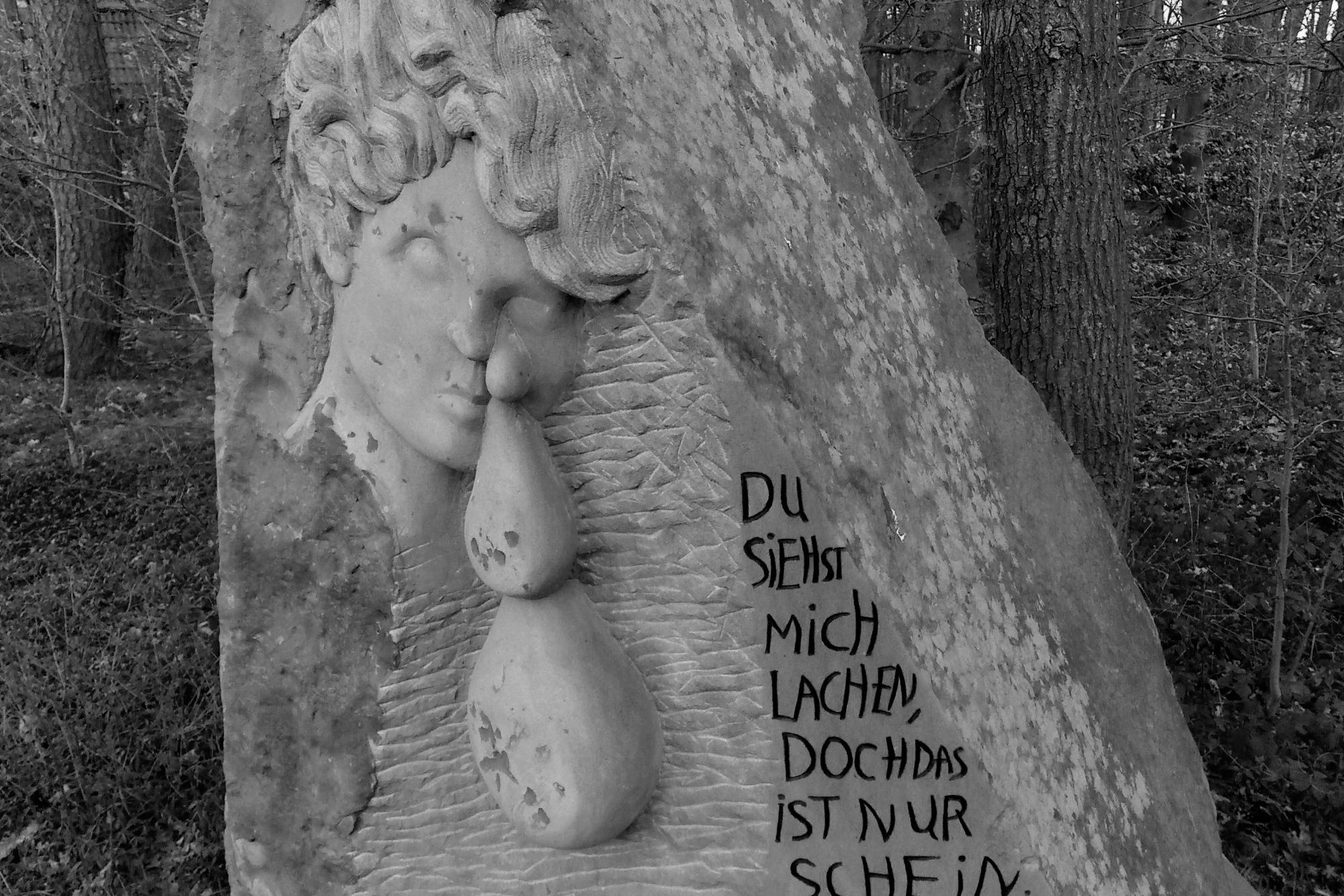 Gedenkstein für Opfer sexuellen Missbrauchs