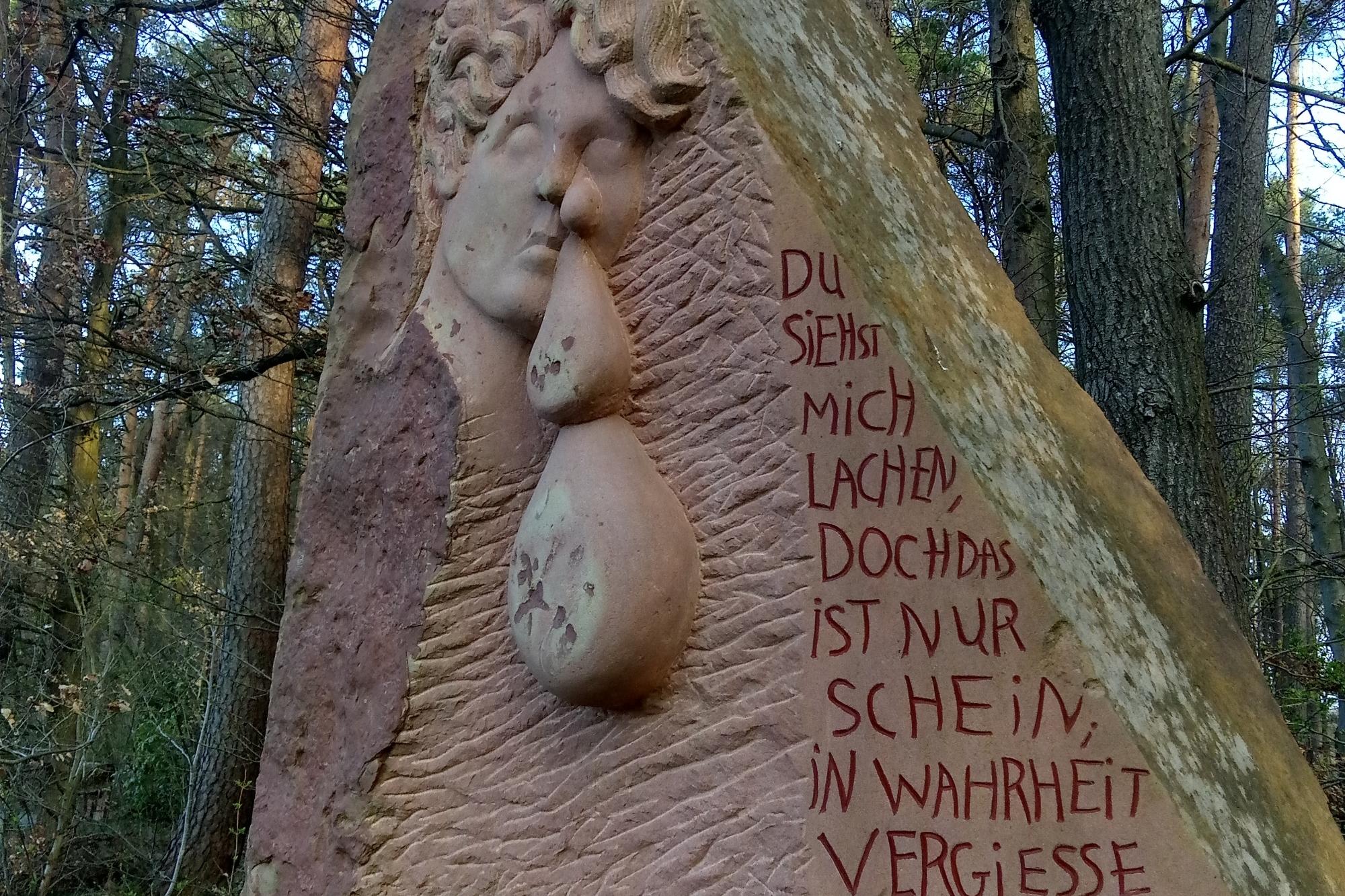 Gedenkstein für Opfer sexuellen Missbrauchs