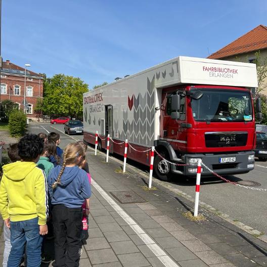 Thema Bücher / Vorlesen und Bücherbus