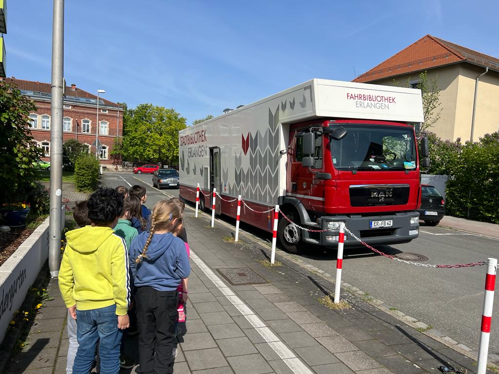 Thema Bücher / Vorlesen und Bücherbus